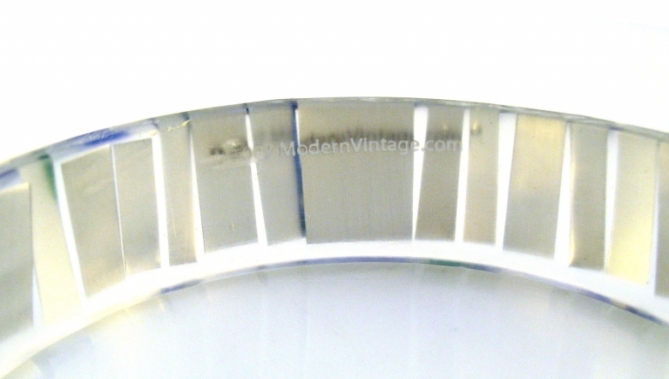 Inside of bangle shows the brushed aluminum